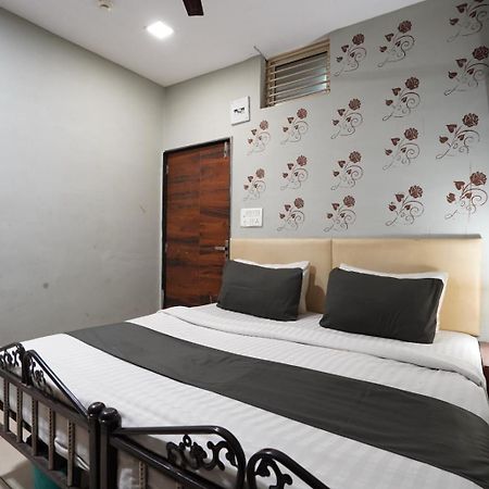 Hotel Sai Inn, Ahmedabad Airport Eksteriør bilde