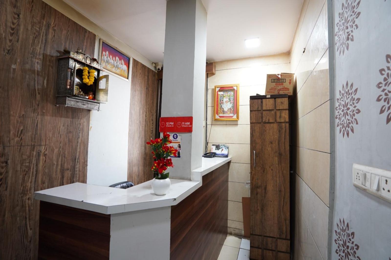 Hotel Sai Inn, Ahmedabad Airport Eksteriør bilde